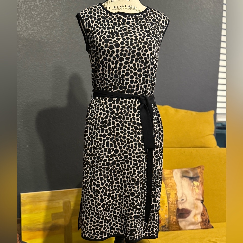 🐆 St. John Sport Leopard Print Sleeveless Dress – Black Accents – Size P